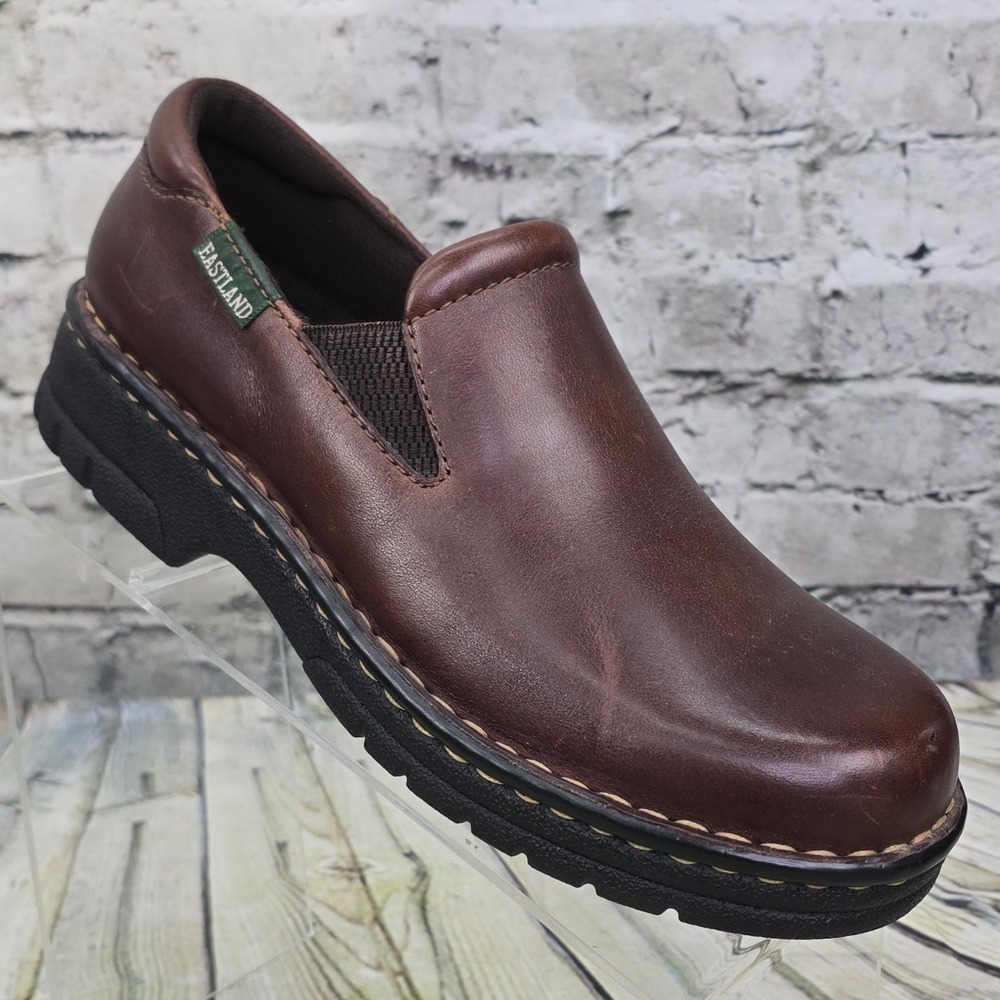 Eastland Newport Loafers Women 8M Brown Leather Slip On 3180 Comfort Shoes